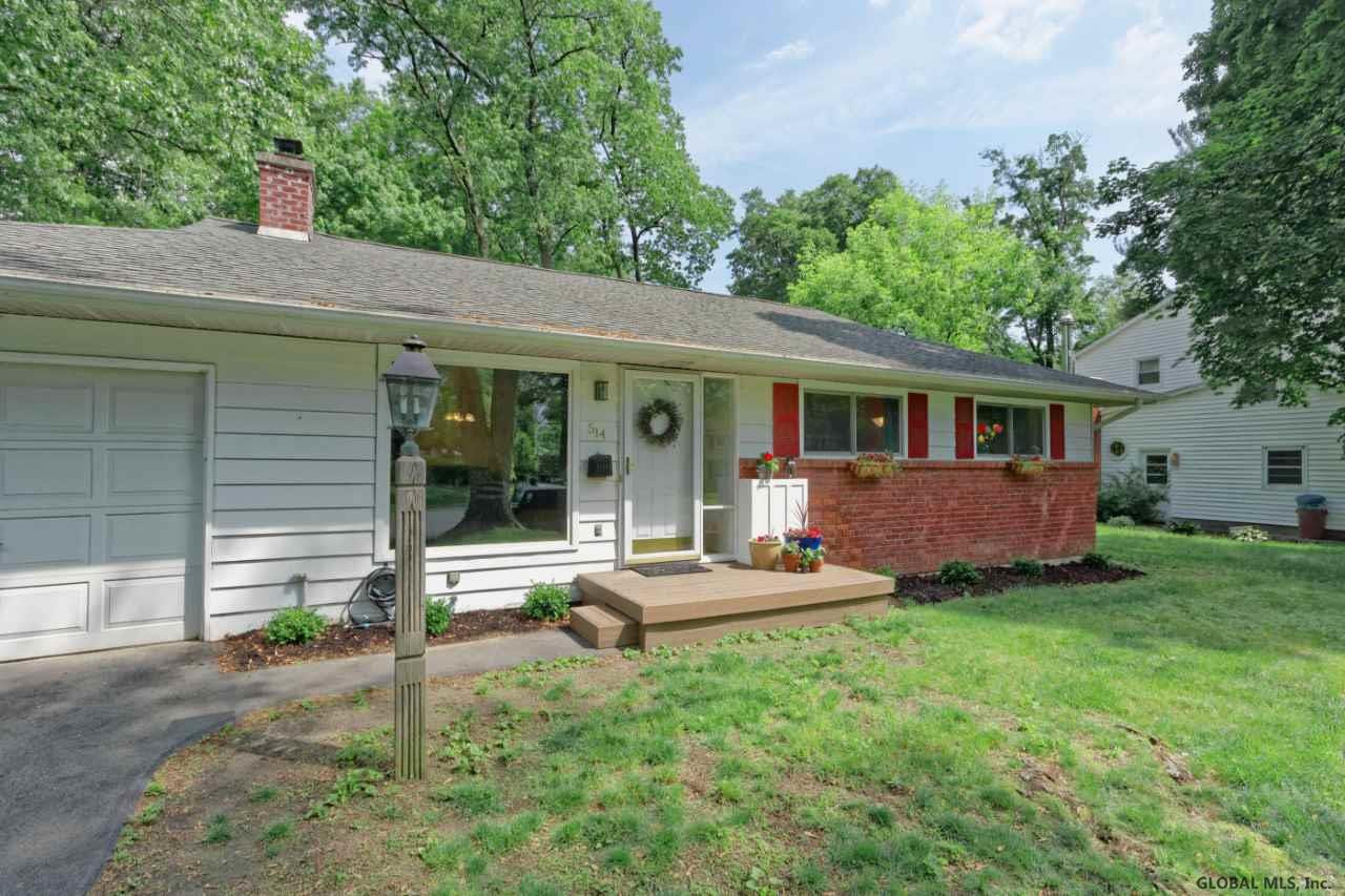 514 Huron Road Bethlehem, NY 12054 - Photo 5 of 35 Photo 5