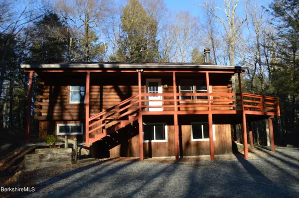 $439,900 | 859 Moberg Road, Becket, MA 01223