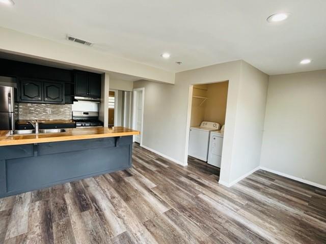 4000 Walker Street Dallas, TX 75211 - Photo 3 of 8