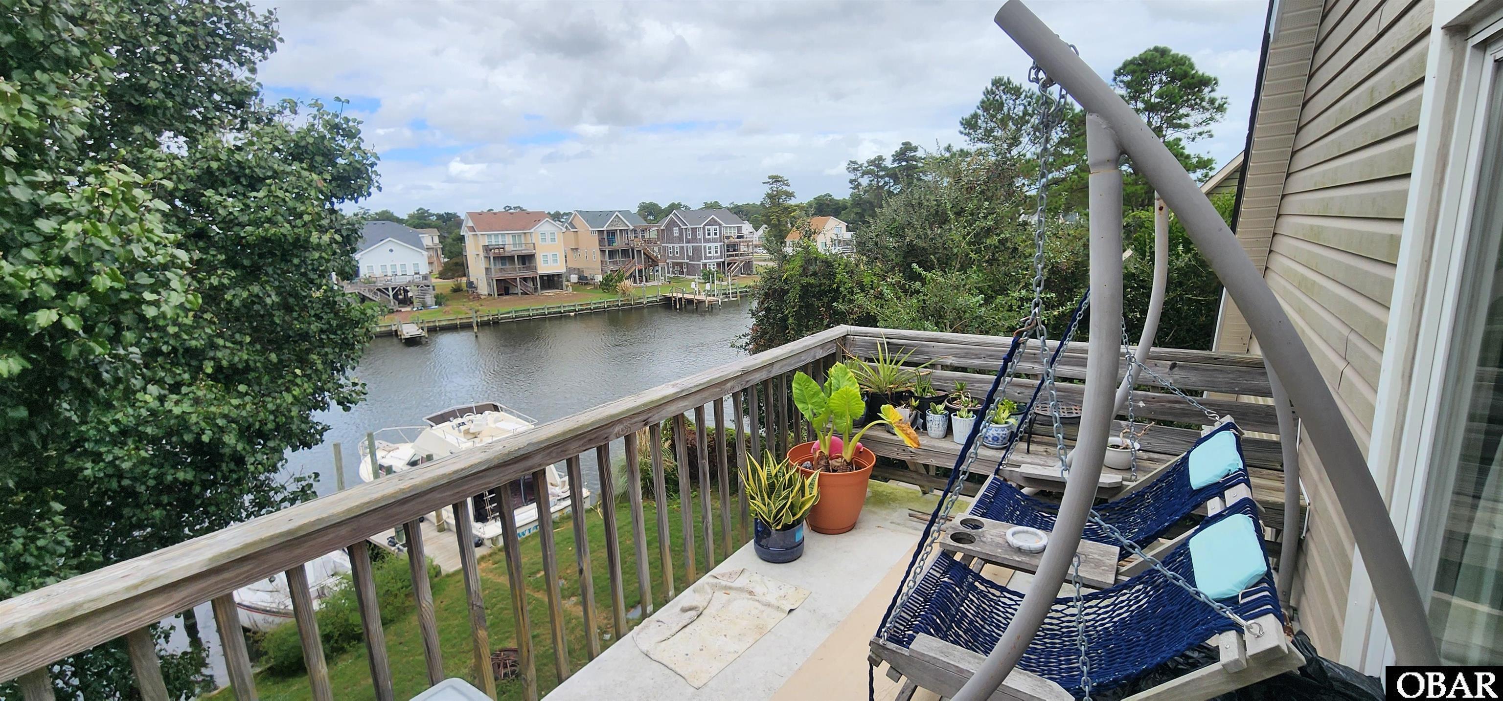 101 Inlet Court Kill Devil Hills, NC 27948 - Photo 20 of 37 Primary Bedroom deck