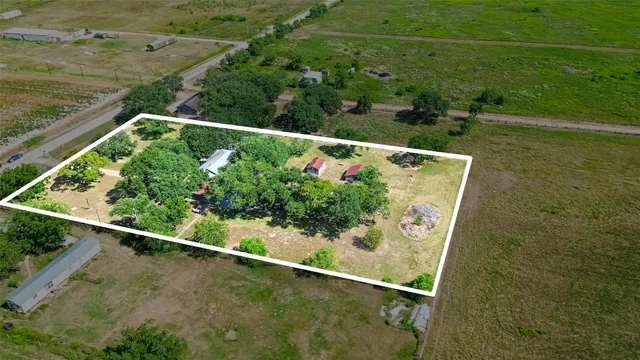 $375,000 | 9205 County Road 273, East Bernard, TX 77435