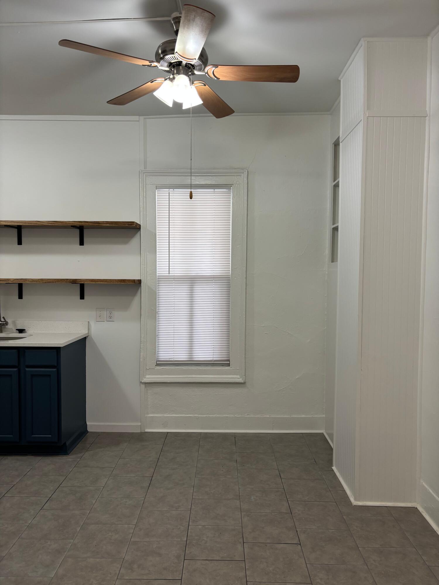 403 West Hampton Avenue, Unit B Sumter, SC 29150 - Photo 8 of 34
