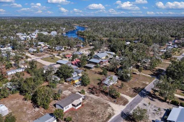 $299,000 | 1601 Southeast 1st Avenue, Steinhatchee, FL 32359