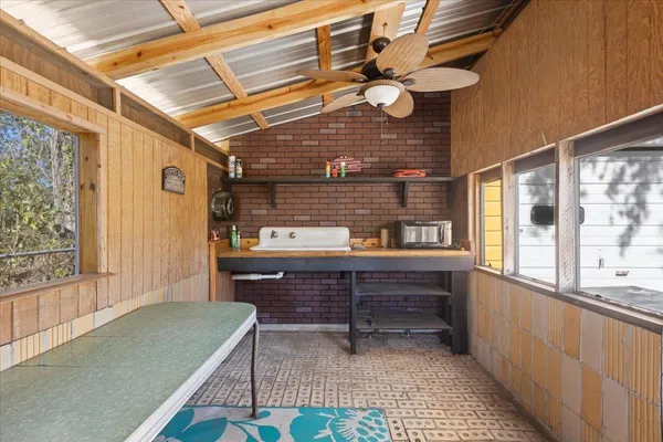 $299,000 | 1601 Southeast 1st Avenue, Steinhatchee, FL 32359