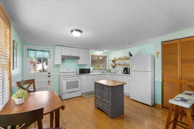 $299,000 | 1601 Southeast 1st Avenue, Steinhatchee, FL 32359