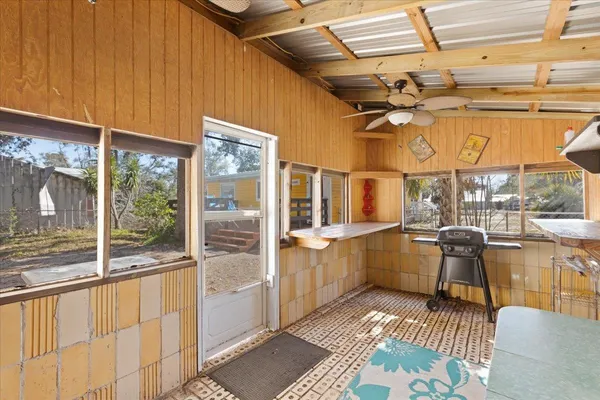 $299,000 | 1601 Southeast 1st Avenue, Steinhatchee, FL 32359