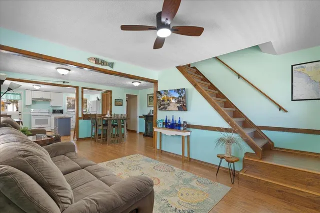 $299,000 | 1601 Southeast 1st Avenue, Steinhatchee, FL 32359