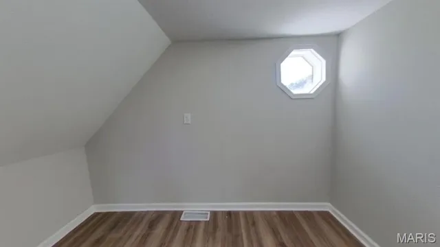 $140,000 | 807 Broadway Street, Jefferson City, MO 65101