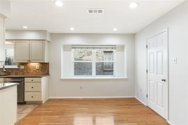 $2,500 | 707 Aurora Oaks Drive, New Orleans, LA 70131