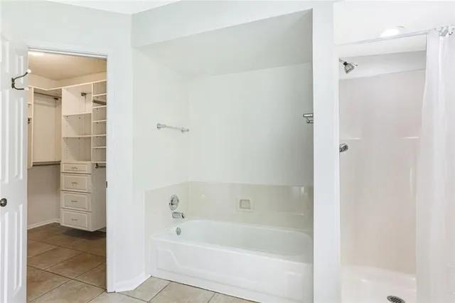 $2,500 | 707 Aurora Oaks Drive, New Orleans, LA 70131