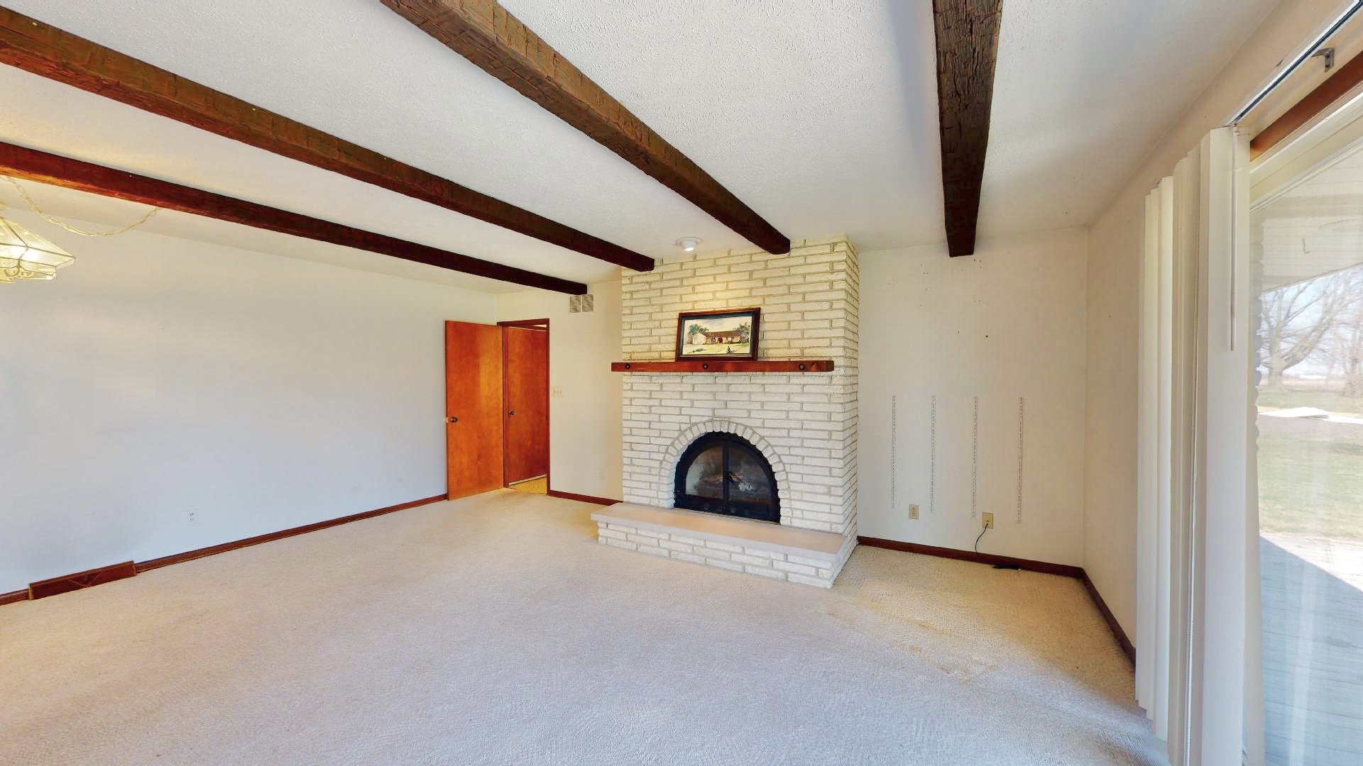 2956 East 13th Road Ottawa, IL 61350 - Photo 3 of 19