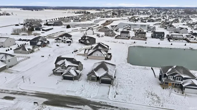 $334,900 | 1334 Arthur Heights Drive, Fort Wayne, IN 46818