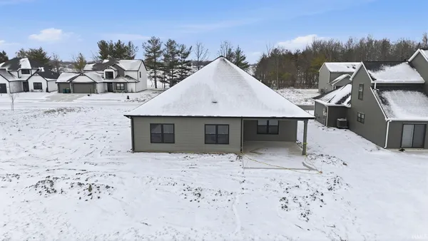 $334,900 | 1334 Arthur Heights Drive, Fort Wayne, IN 46818