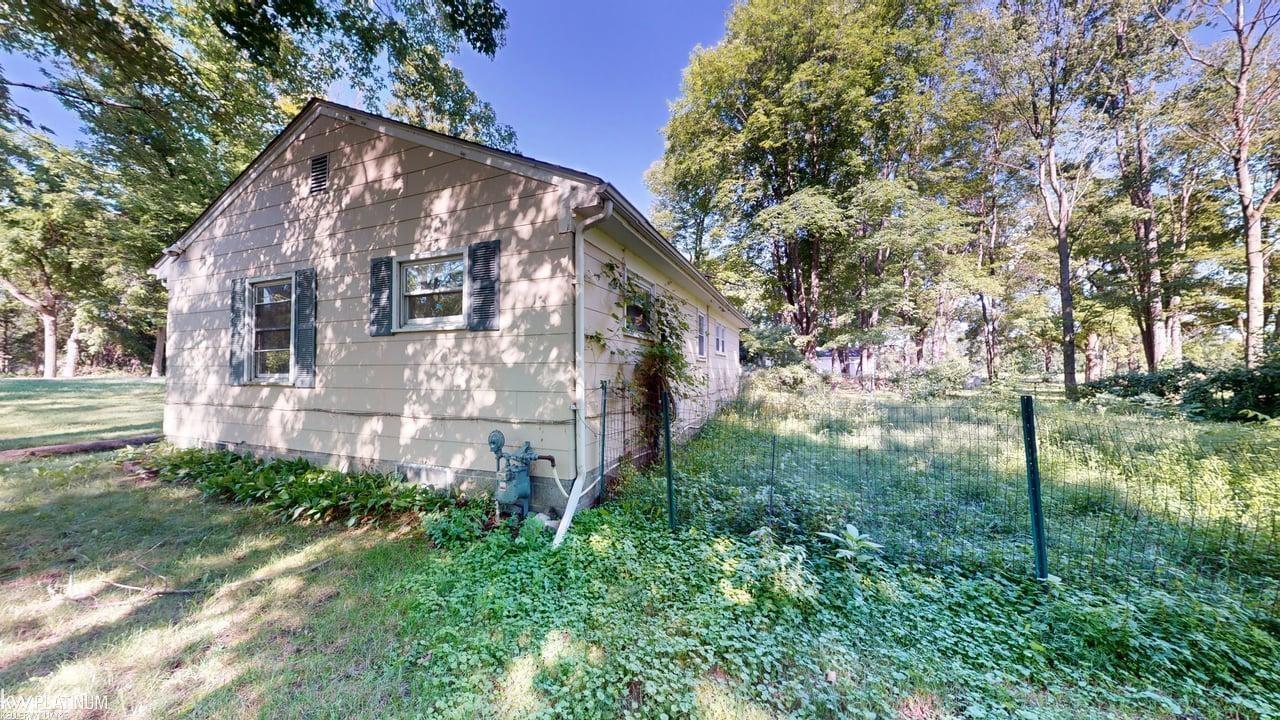 27540 25 Mile Road New Baltimore, MI 48051 - Photo 23 of 38 50186344-b6894e10-8ffb-4163-bd3a-b3b8afd0073a.JPG