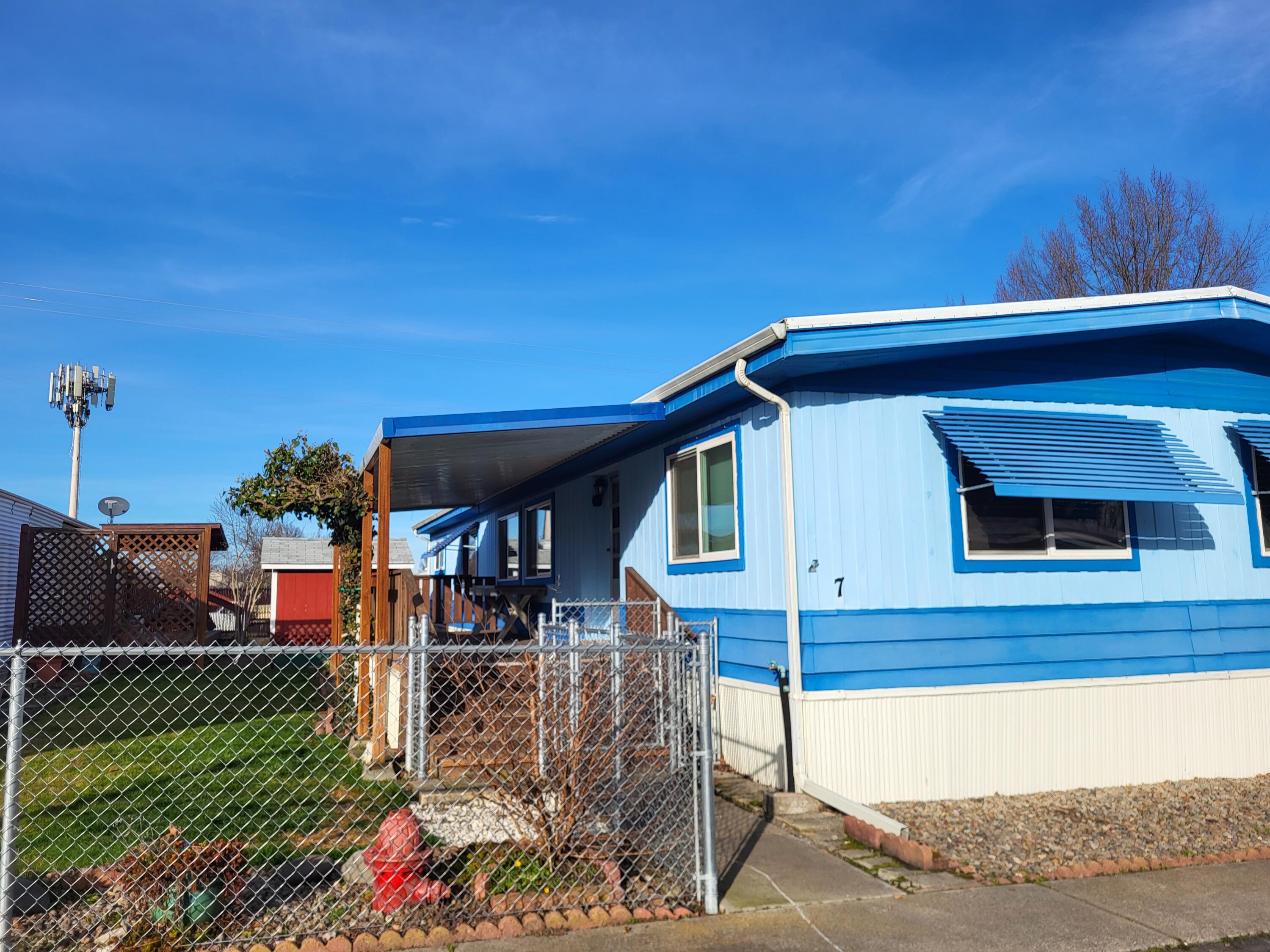 301 Freeman Road, Unit 7 Central Point, OR 97502 - Photo 27 of 28 20250121_144616 (1)