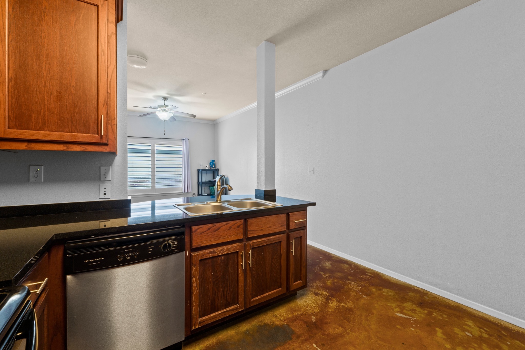 910 West 25th Street, Unit 209 Austin, TX 78705 - Photo 10 of 19