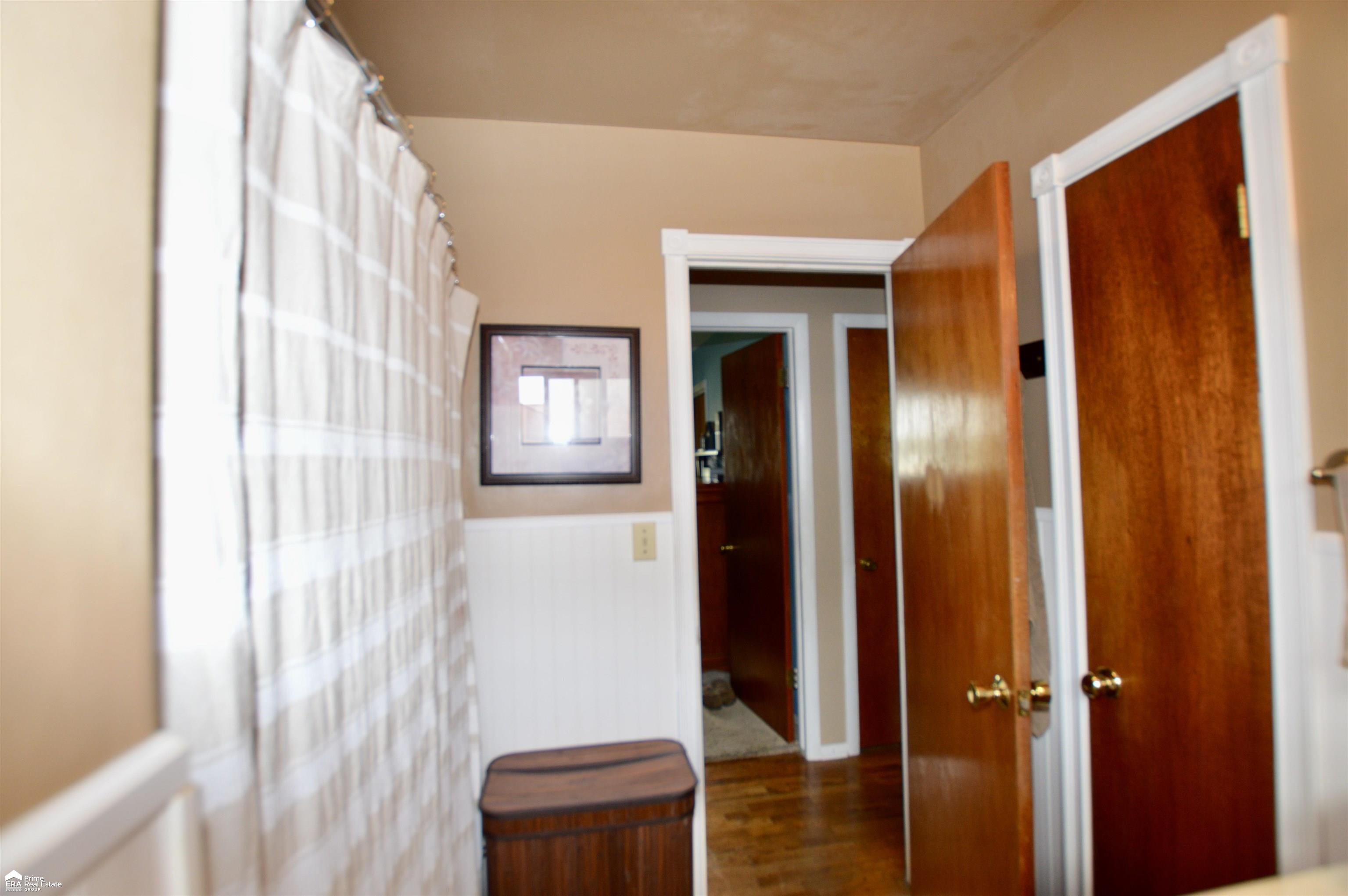 4407 Torrey Road Flint, MI 48507 - Photo 22 of 23 50109335-22.JPG