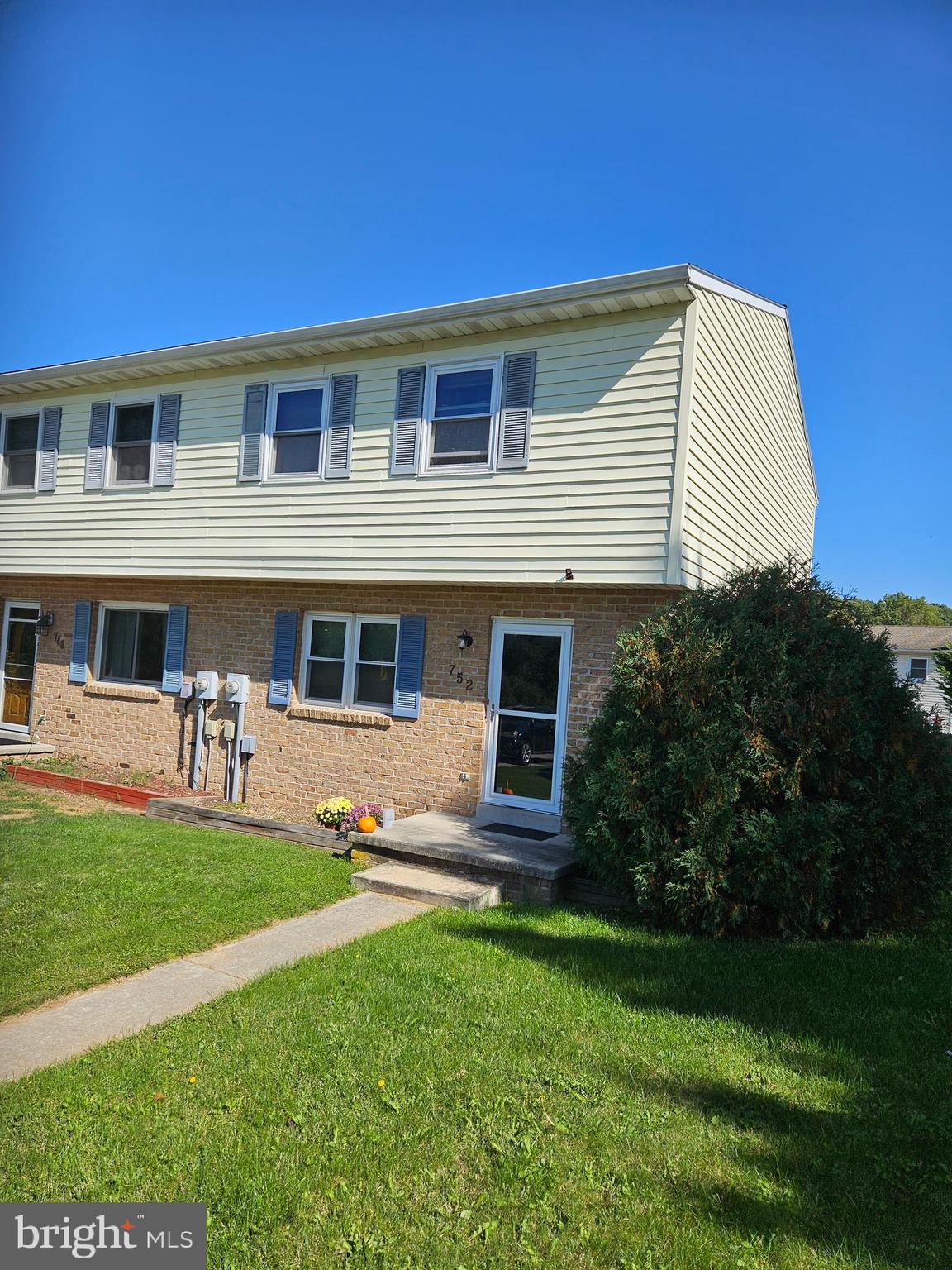 752 Barrett Street Hanover, PA 17331 - Photo 2 of 28