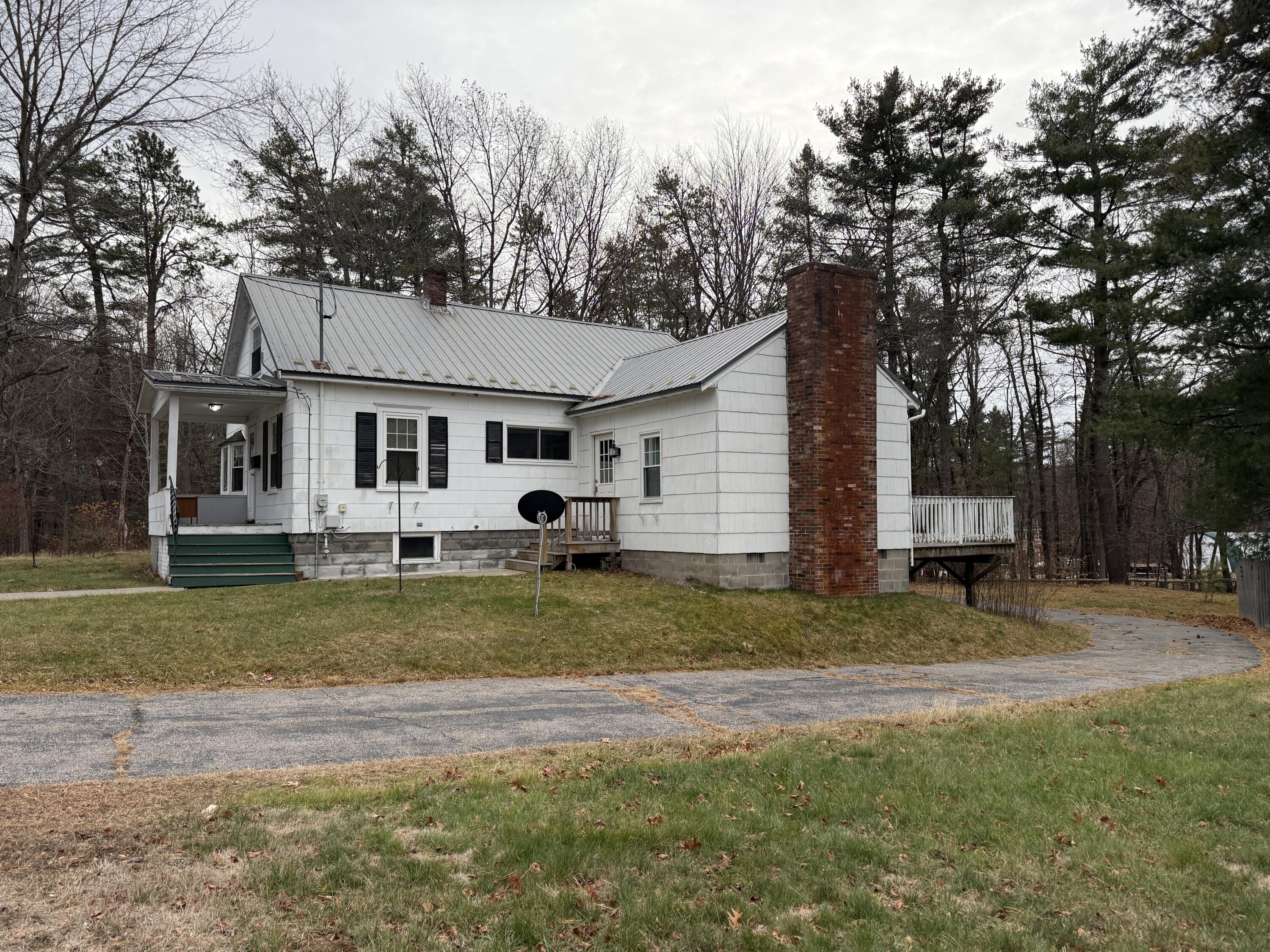 7 Vermont Street Sanford, ME 04073 - Photo 48 of 49 IMG_0727