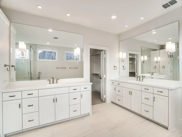 $10,000 | 4401 Glenwick Lane, University Park, TX 75205