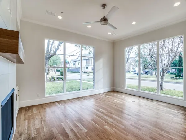 $10,000 | 4401 Glenwick Lane, University Park, TX 75205