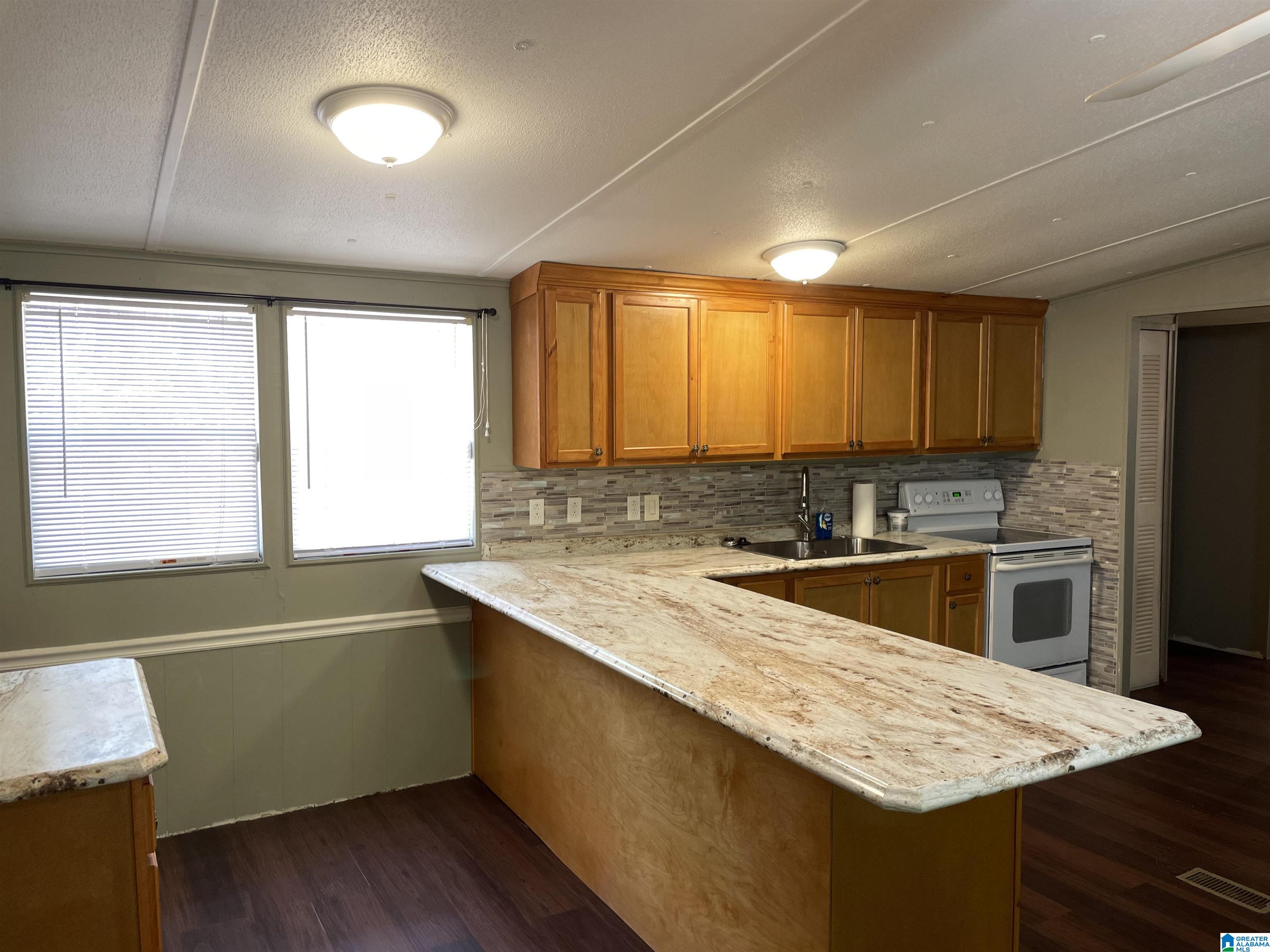 410 Waldrop Road Ashville, AL 35953 - Photo 8 of 15
