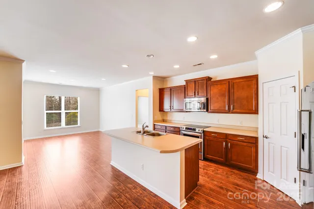 $3,000 | 7012 Kitty Hawk Lane, Fort Mill, SC 29707