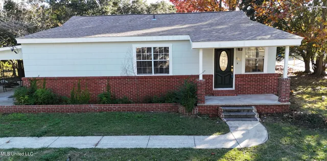 $187,000 | 2302 Wilson Avenue, Pascagoula, MS 39567