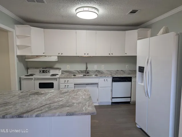 $187,000 | 2302 Wilson Avenue, Pascagoula, MS 39567