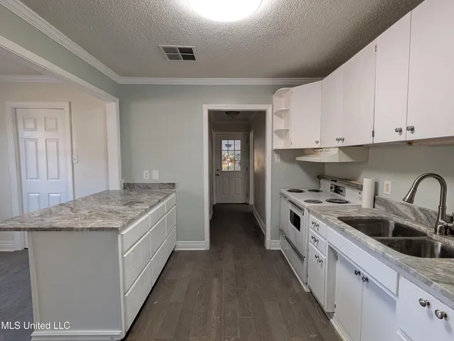 $187,000 | 2302 Wilson Avenue, Pascagoula, MS 39567