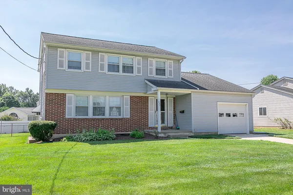 $325,000 | 237 Borton Drive, Woodstown, NJ 08098