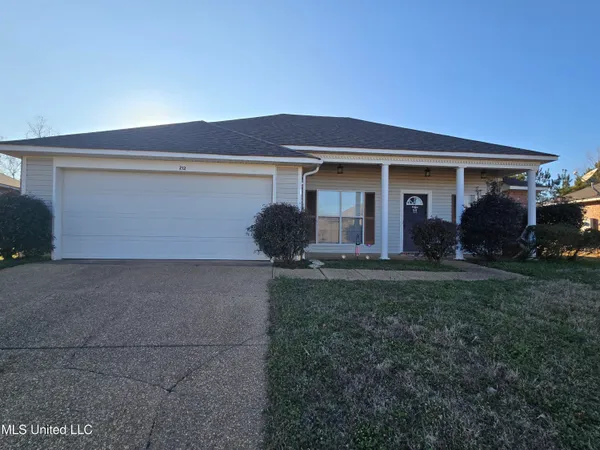 $199,000 | 212 Callaway Circle, Byram, MS 39272