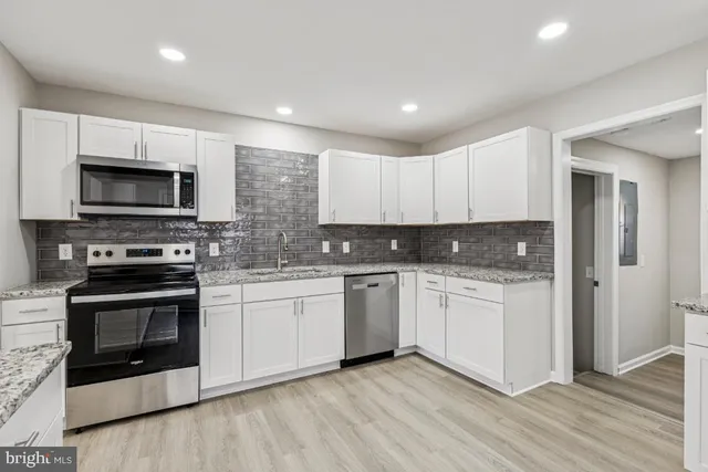 $350,000 | 12816 Thompson Drive, Waldorf, MD 20602