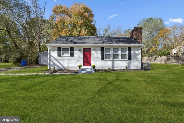 $350,000 | 12816 Thompson Drive, Waldorf, MD 20602