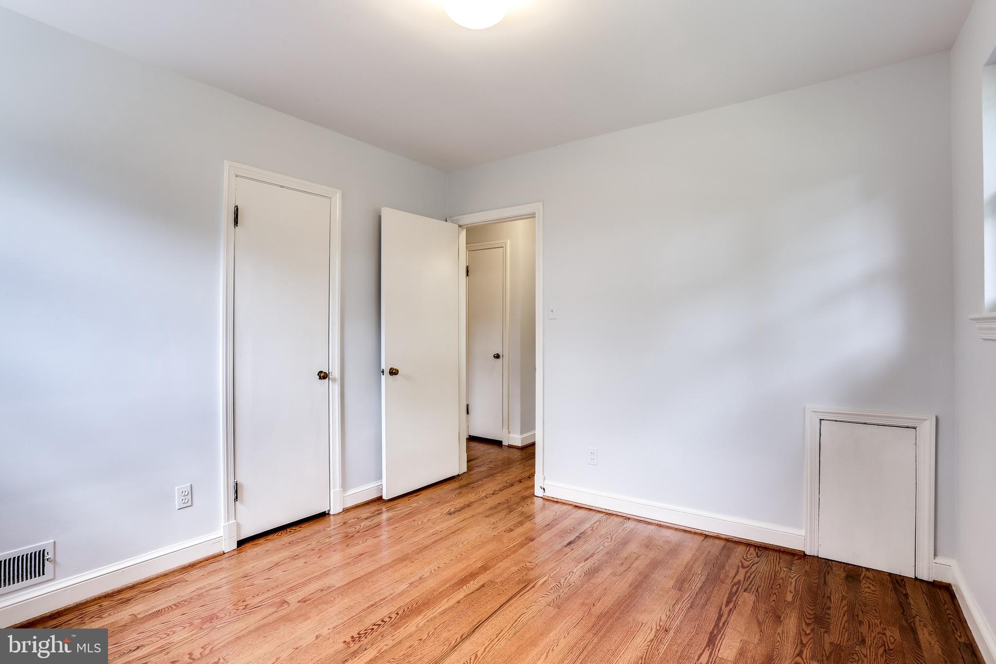 11020 Cone Lane Silver Spring, MD 20902 - Photo 13 of 36 Gallery Image 13