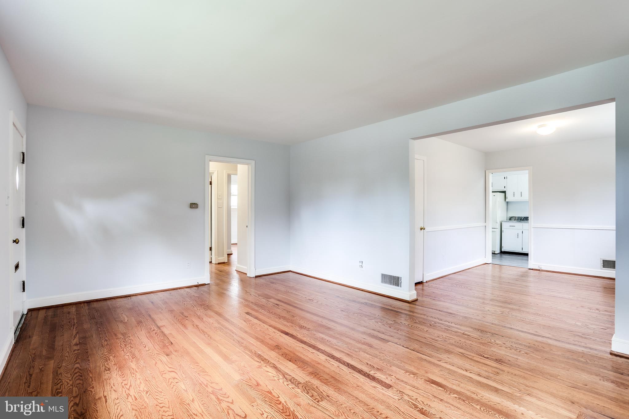 11020 Cone Lane Silver Spring, MD 20902 - Photo 10 of 36 Gallery Image 10