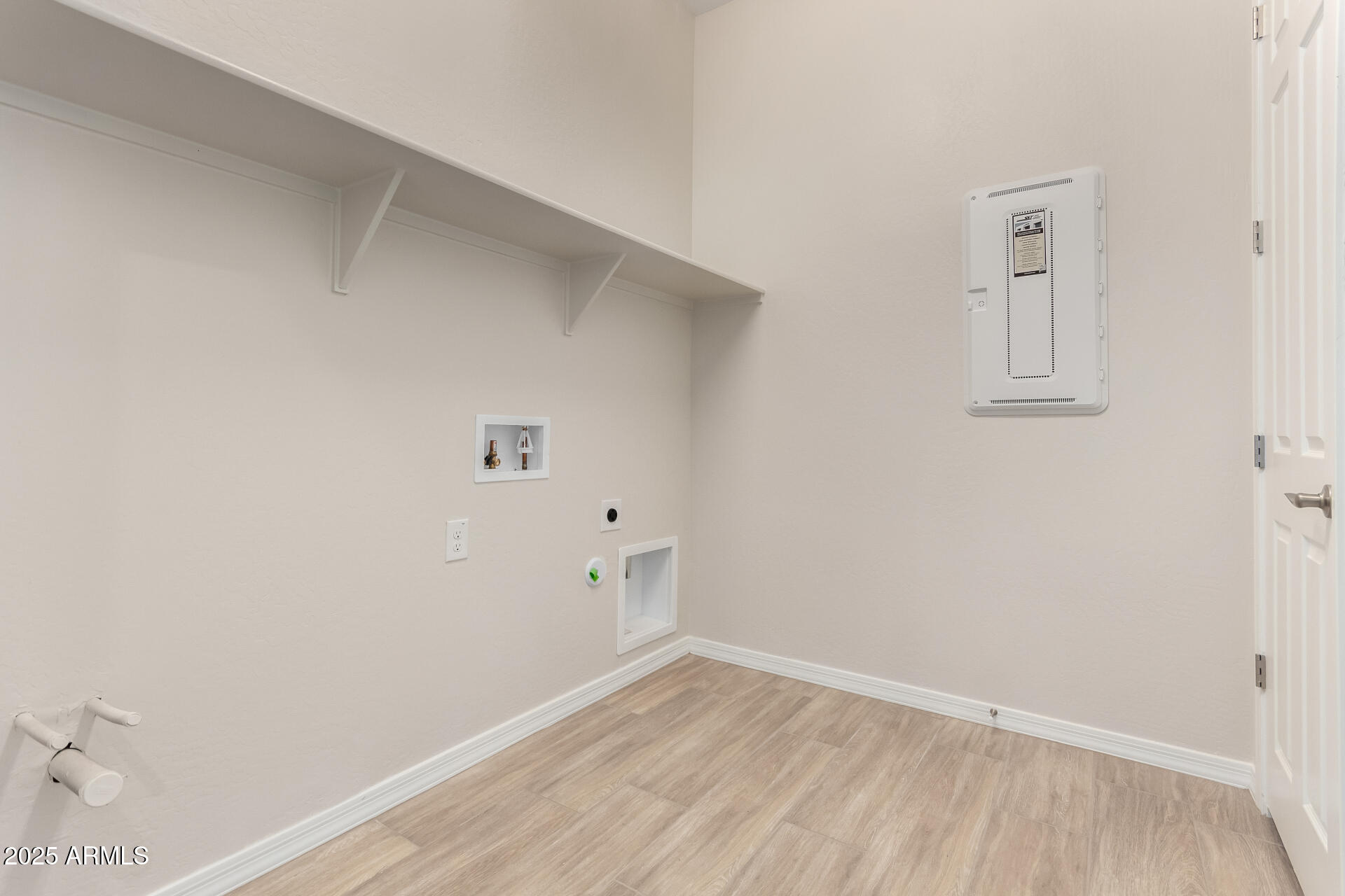 4818 West Capistrano Avenue Laveen, AZ 85339 - Photo 35 of 44 a view of an empty room