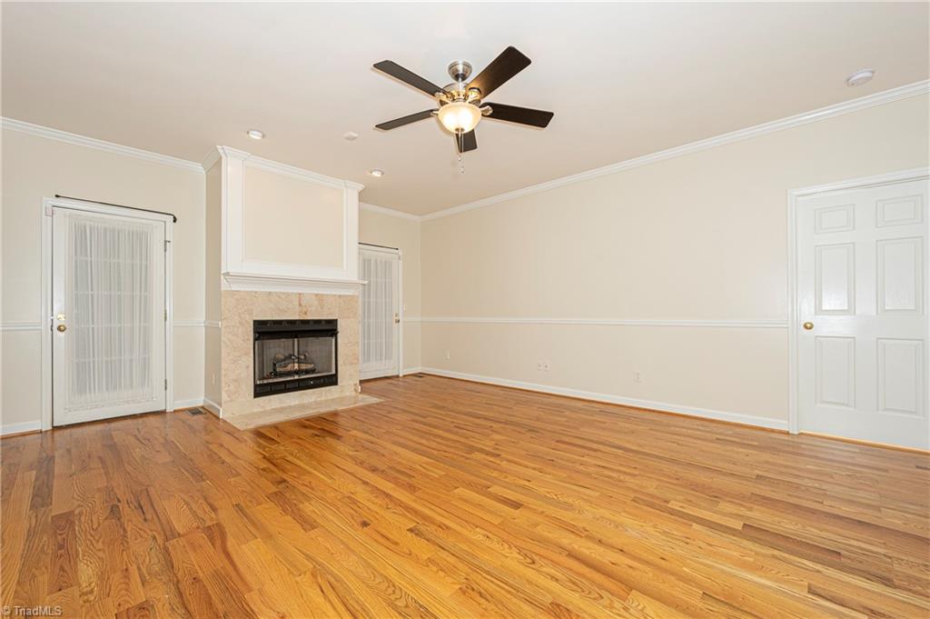 632 Barrocliff Road Clemmons, NC 27012 - Photo 10 of 36 Living Room
