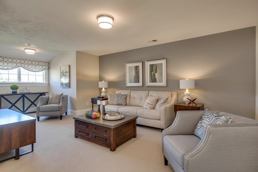 7 Garrison Way, Unit 7 Brookline, MA 02445 - Photo 17 of 27 Gallery Image 17