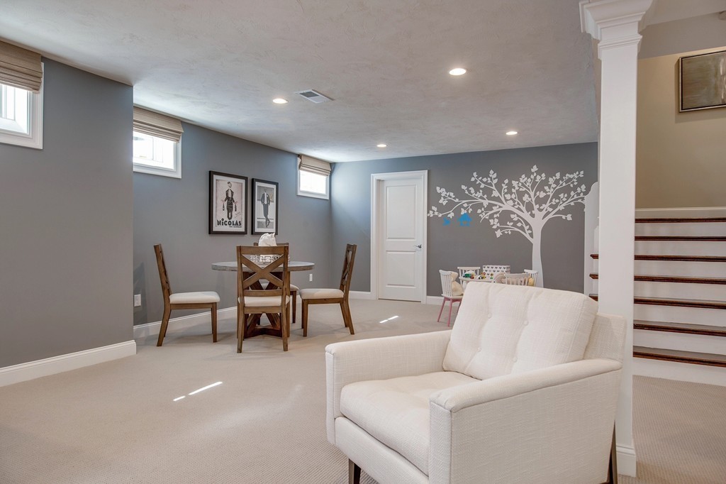 7 Garrison Way, Unit 7 Brookline, MA 02445 - Photo 21 of 27 Gallery Image 21