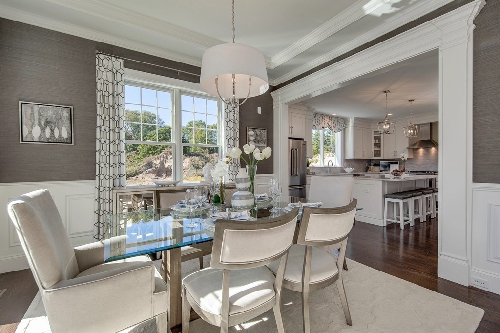 7 Garrison Way, Unit 7 Brookline, MA 02445 - Photo 8 of 27 Gallery Image 8