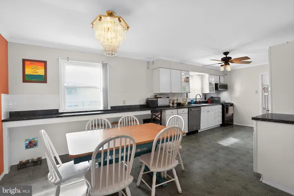 $450,000 | 372 Cutler Avenue, Maple Shade, NJ 08052