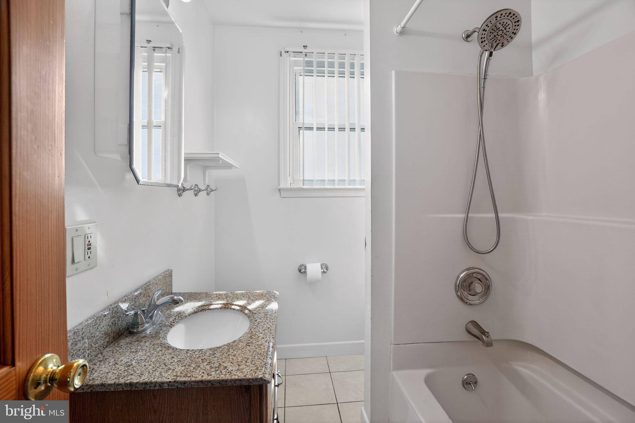 372 Cutler Avenue Maple Shade, NJ 08052 - Photo 31 of 39