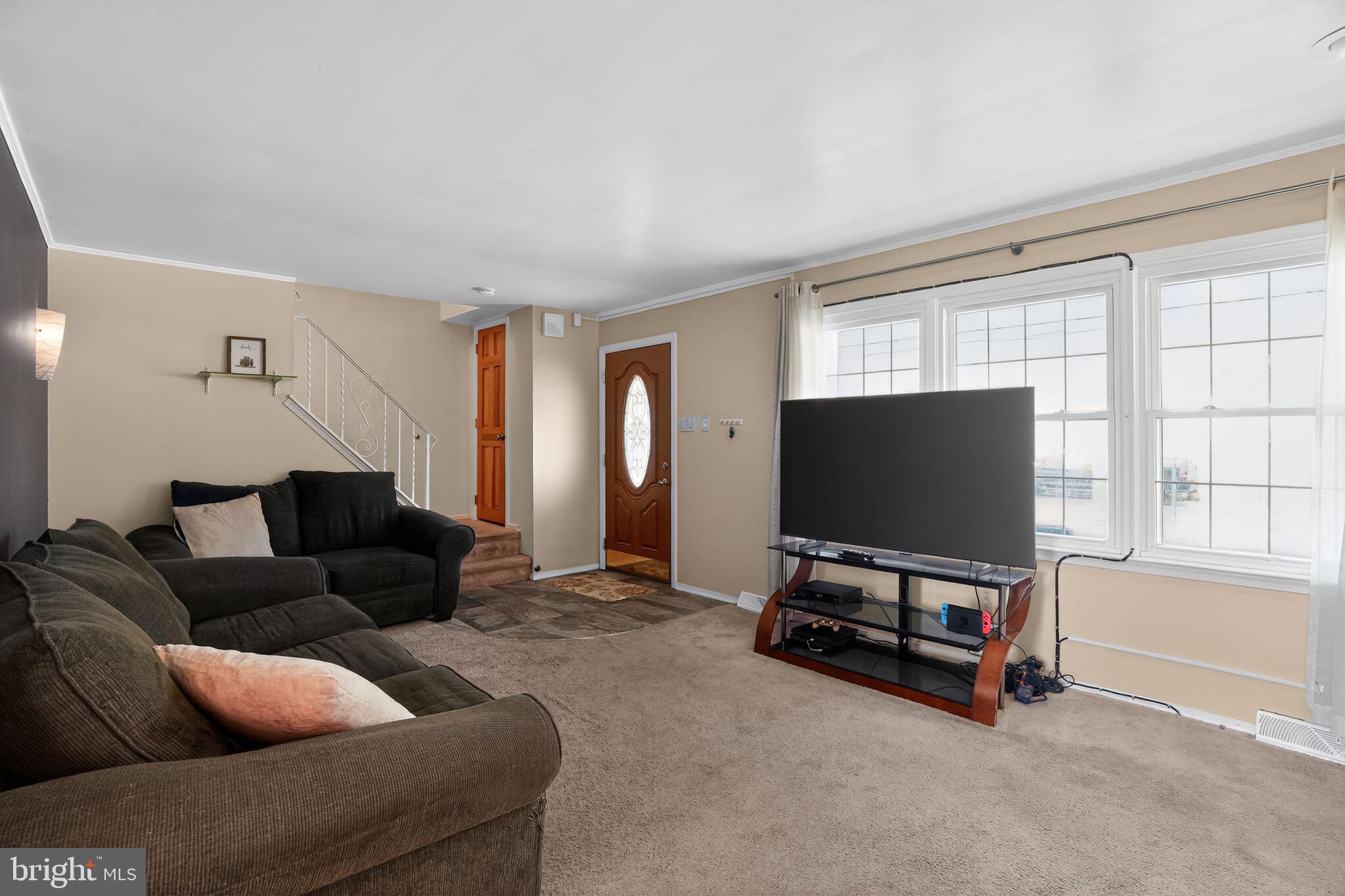 372 Cutler Avenue Maple Shade, NJ 08052 - Photo 4 of 39