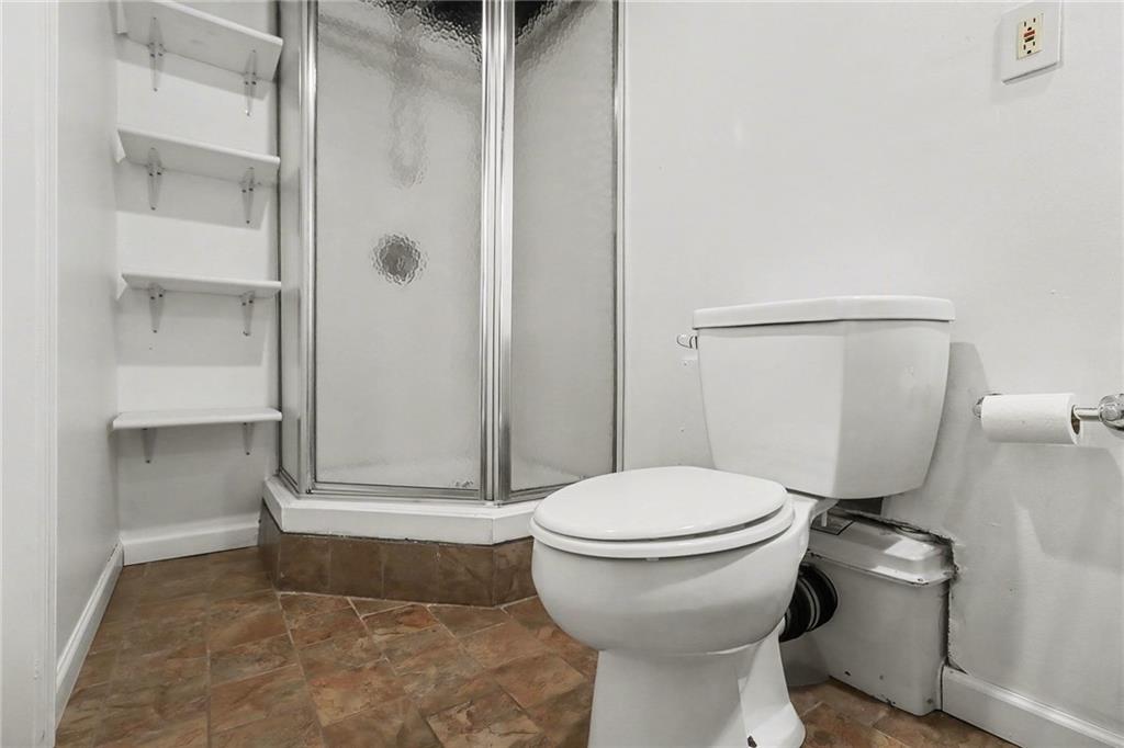 490 East Pharr Road Decatur, GA 30030 - Photo 25 of 33