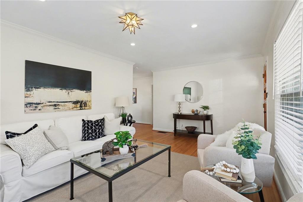 490 East Pharr Road Decatur, GA 30030 - Photo 6 of 33 a living room with furniture