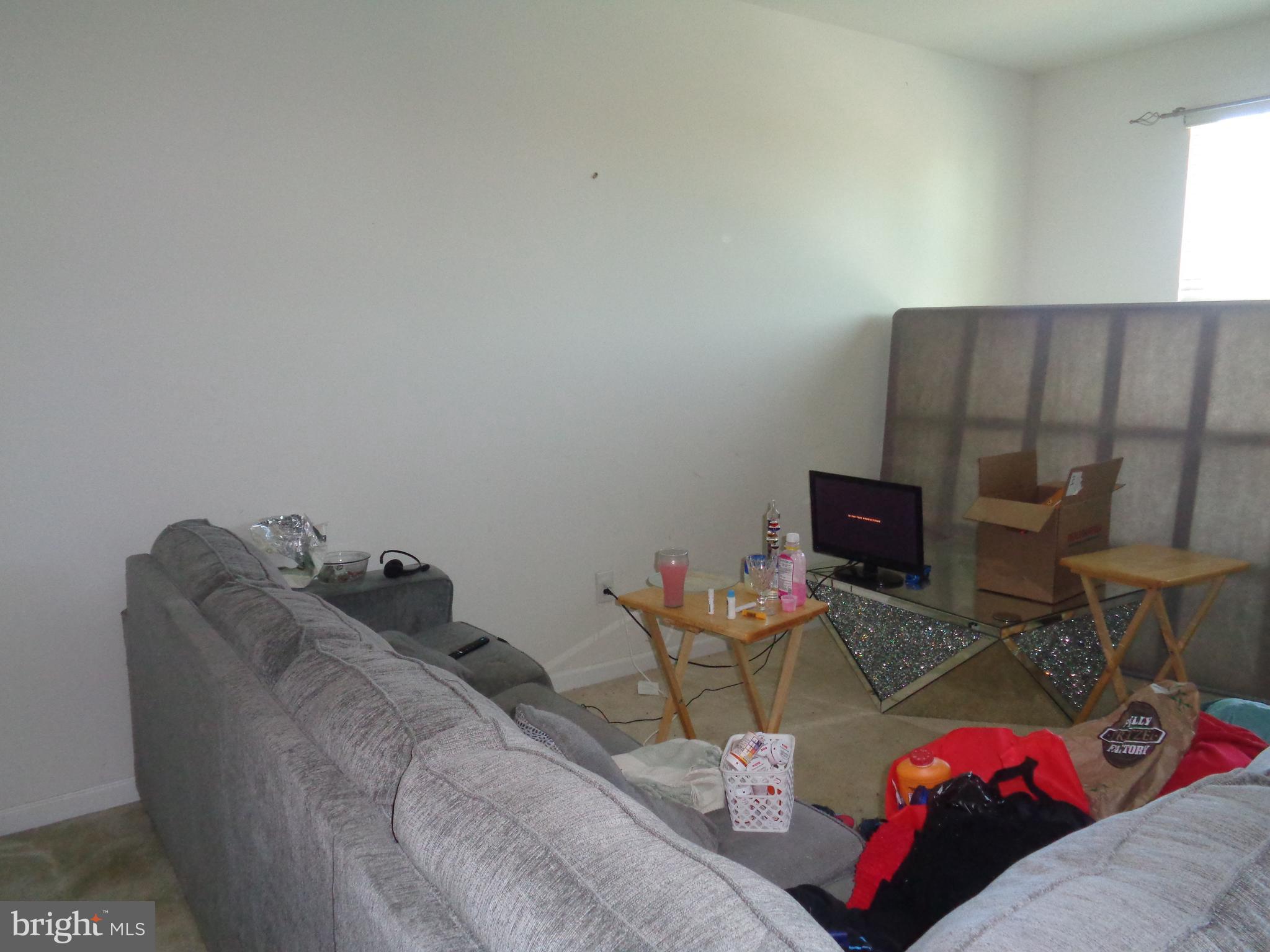 61 Old Cedarbrook Road Wyncote, PA 19095 - Photo 3 of 23 living room