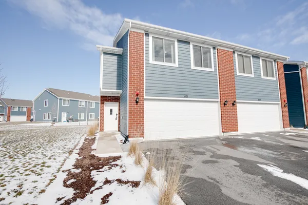 $340,000 | 1021 Gillespie Lane, Yorkville, IL 60560