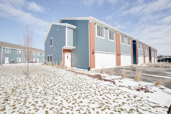 $330,000 | 1021 Gillespie Lane, Yorkville, IL 60560