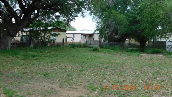 $35,900 | 609 4th Street, Pleasanton, TX 78064
